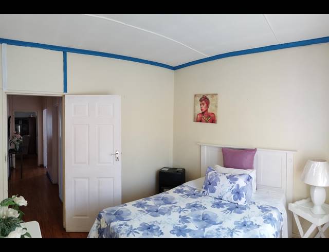 3 BEDROOM FREEHOLD FOR SALE IN SCHEEPERSHOOGTE